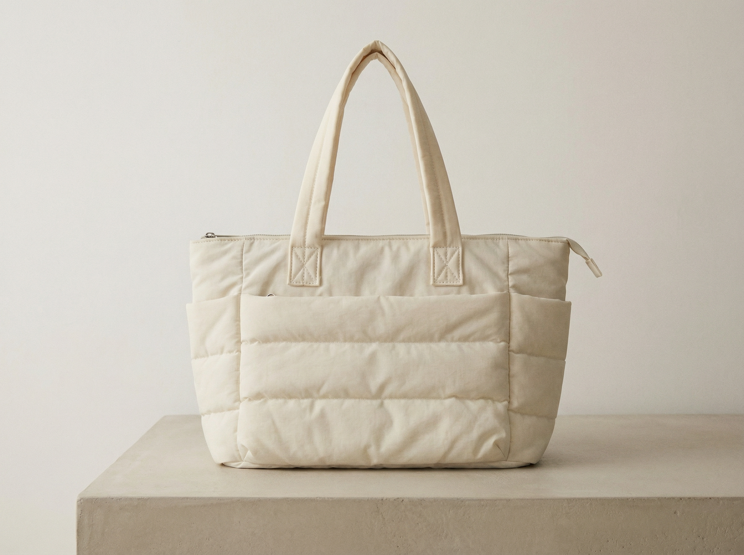 Pufflora กระเป๋าโท้ท Tote bag รุ่น Signature Puffer