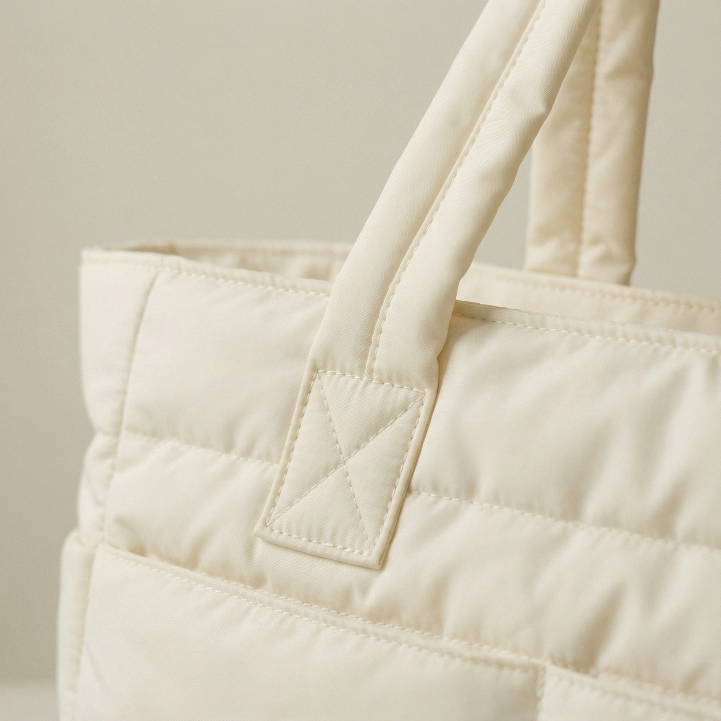 Pufflora กระเป๋าโท้ท Tote bag รุ่น Signature Puffer